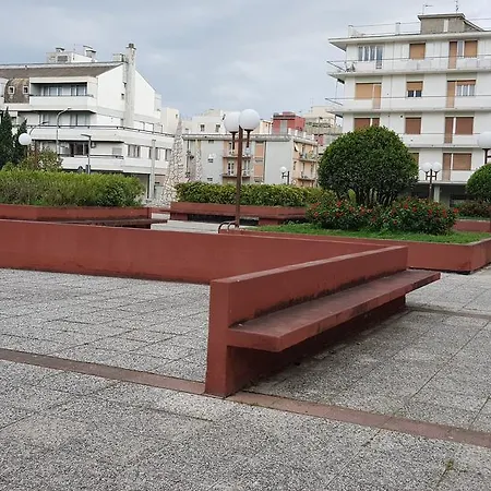 Hotel apartamentowy Central Sestri 3 Bedrooms